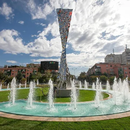 Leonard Lägenhet Tirana