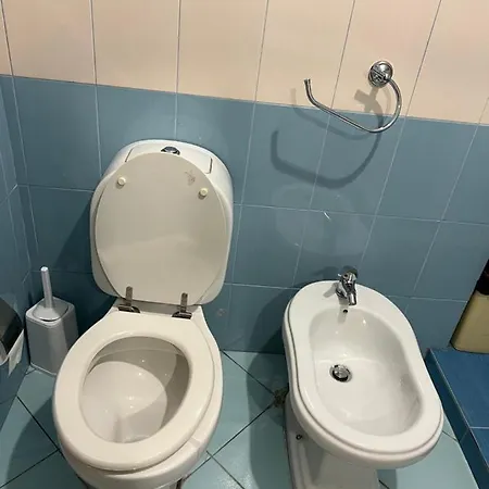 Leonard Apartmán Tirana